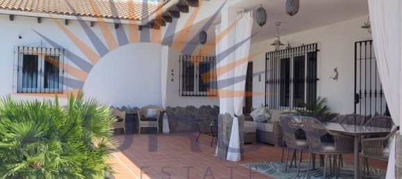 3 chambres Villa à Canillas De Albaida, Spain No. 186067 6