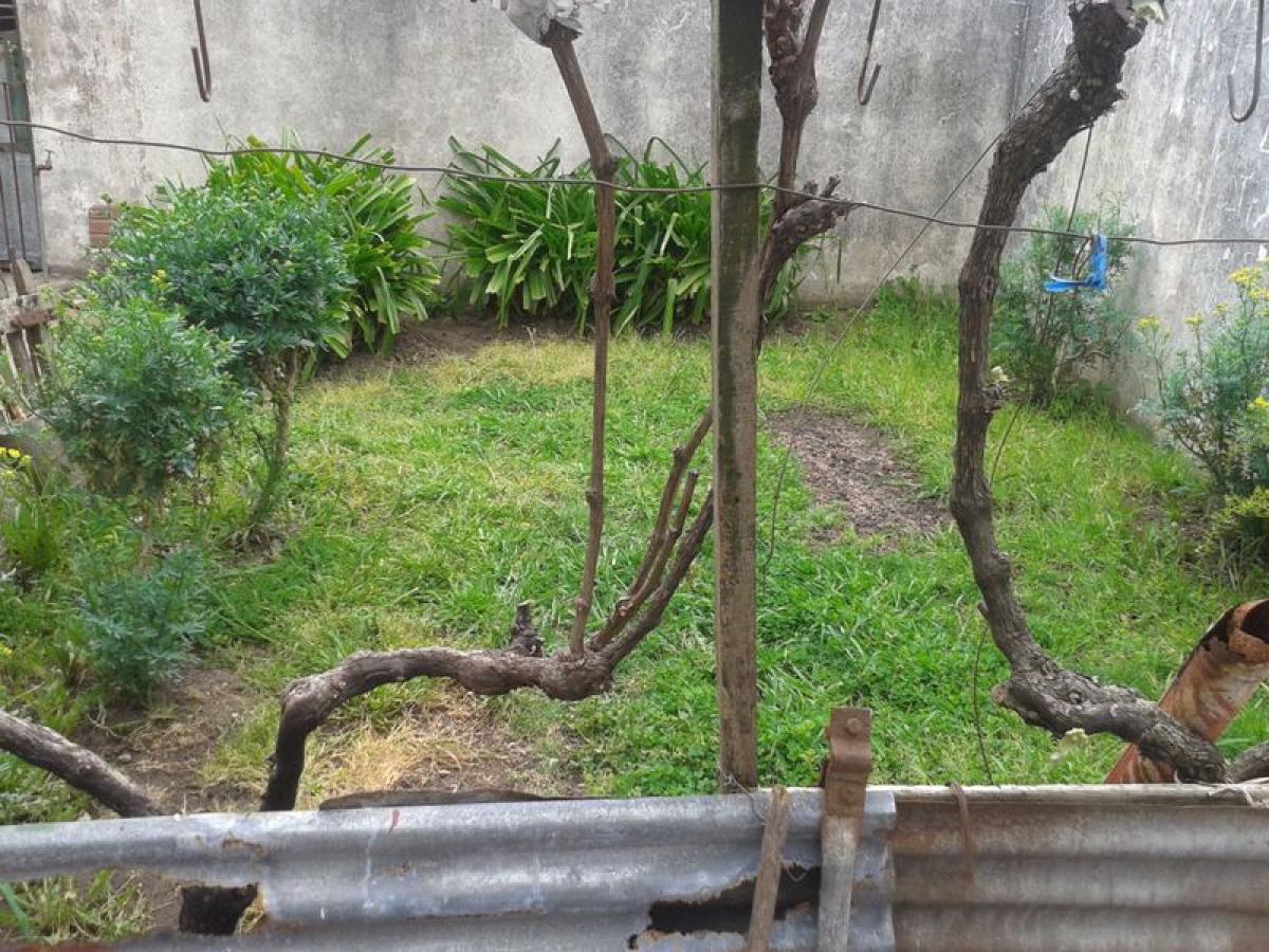 Casa de 2 dormitorios en Mar del Plata, Argentina No. 83397