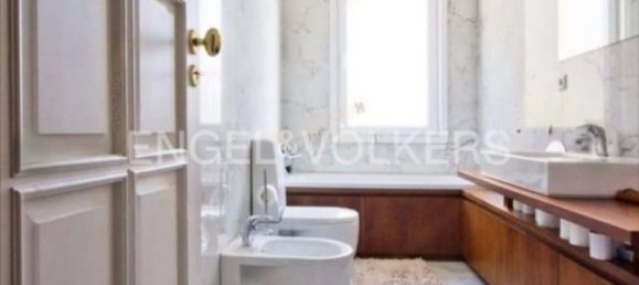 7 bedrooms House in Porto, Portugal No. 110646 3