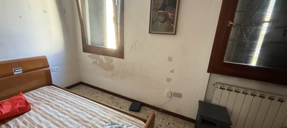 2 bedrooms Apartment in Venice, Italy No. 312796 9