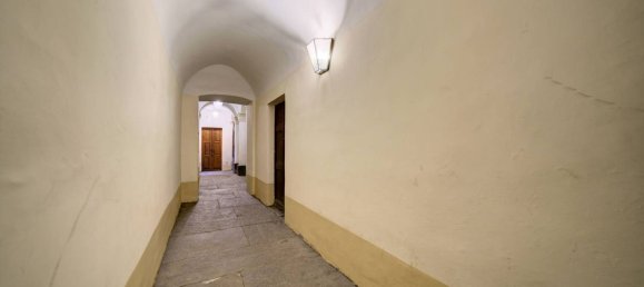 Studio in Turin, Italy No. 44417 8