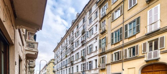 Studio in Turin, Italy No. 44417 2