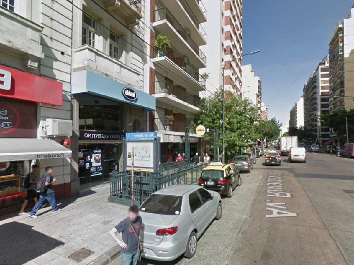 3 bedrooms Apartment in Buenos Aires, Argentina No. 77599