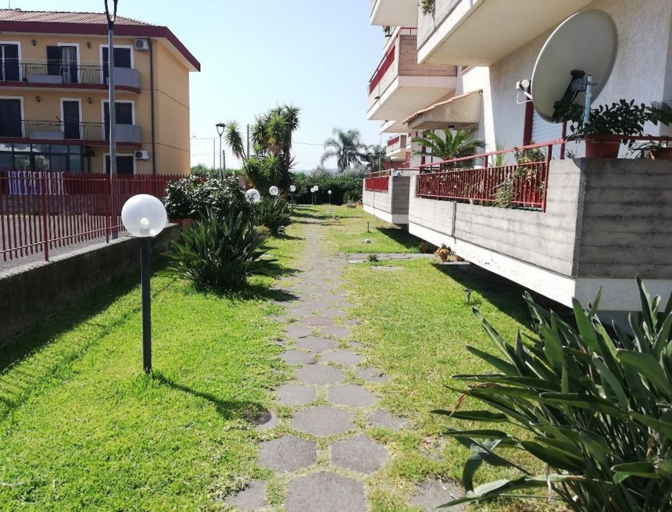 4 rooms Apartment in Mascali, Italy No. 256038