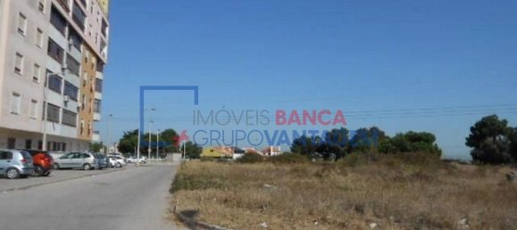 195m² Land in Barreiro, Portugal No. 63220 8