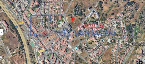 195m² Land in Barreiro, Portugal No. 63220 3