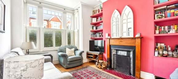 2 bedrooms Apartment in London, United Kingdom No. 12927 2