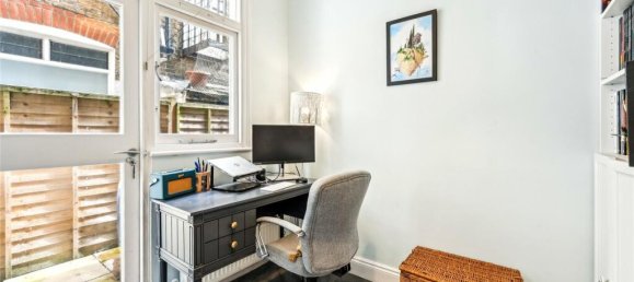 2 bedrooms Apartment in London, United Kingdom No. 12927 7