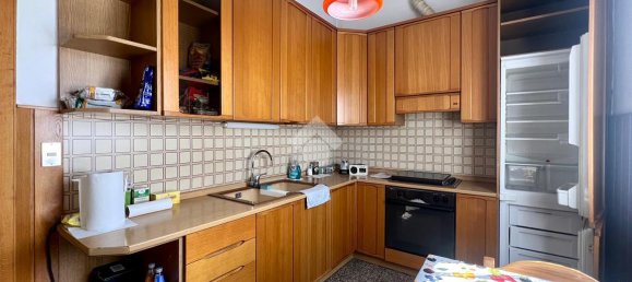 4-salle Villa à Presezzo, Italy No. 2457 7