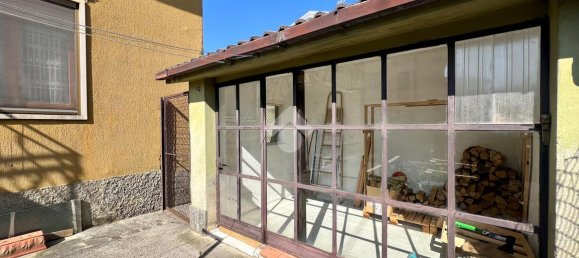 4-salle Villa à Presezzo, Italy No. 2457 26