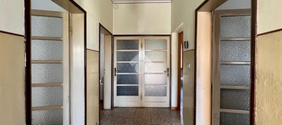 4-salle Villa à Presezzo, Italy No. 2457 6