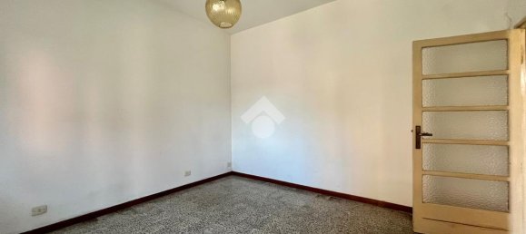 4-salle Villa à Presezzo, Italy No. 2457 18