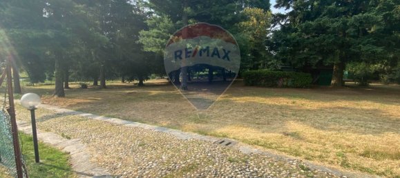 3 bedrooms House in Meina, Italy No. 380084 7