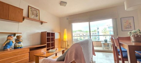 Apartamento de 2 dormitorios en Lloret de Mar, Spain No. 112022 2