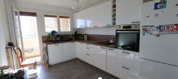 3 bedrooms Apartment in Toulon, France No. 287807 5