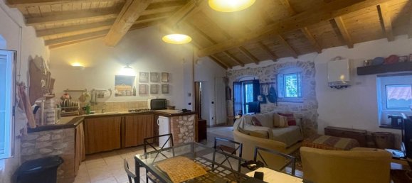3 rooms House in Vico del Gargano, Italy No. 299724 4