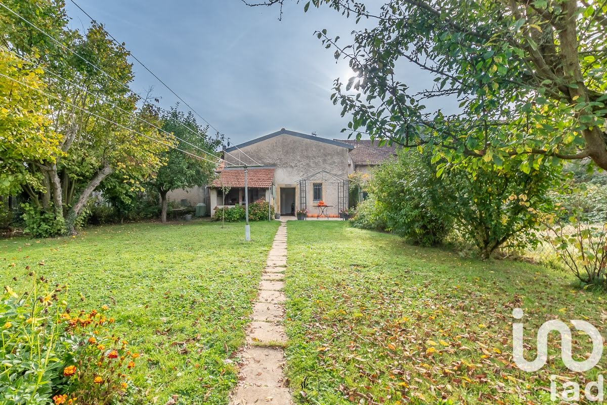 Moradia em banda T5 em Cattenom, France N.º 38949