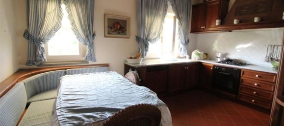 2 bedrooms Villa in Forte dei Marmi, Italy No. 371011 7