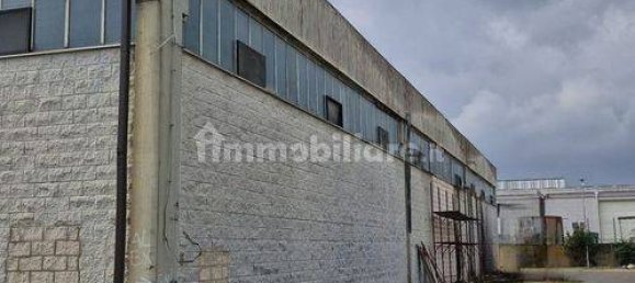  مستودع في Aprilia, Italy 2200متر مربع رقم 229799 7