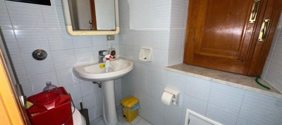 4 rooms House in Casteldaccia, Italy No. 44987 47