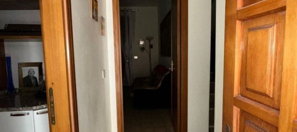 4 rooms House in Casteldaccia, Italy No. 44987 3