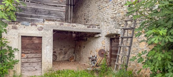 4 bedrooms House in Sovramonte, Italy No. 334483 16