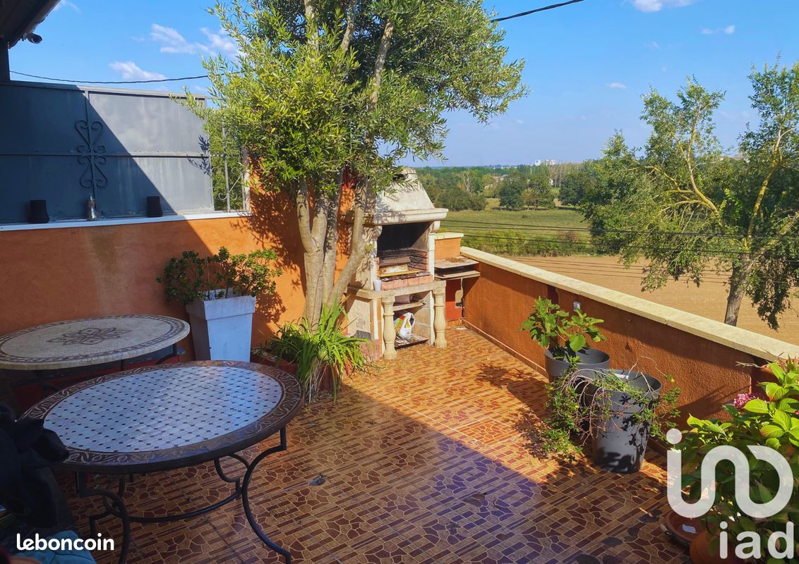 3 chambres Maison à Vernouillet, France No. 240208