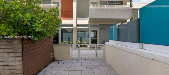 2 Schlafzimmer Gewerbliche Immobilien in Miami, USA, Nr. 615646 5