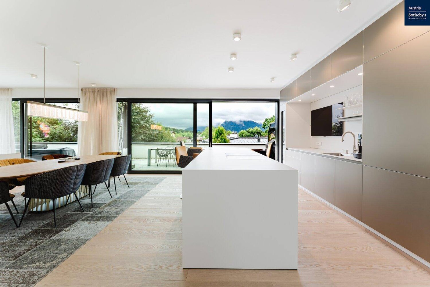 4 rooms Penthouse in Salzburg, Austria No. 141151