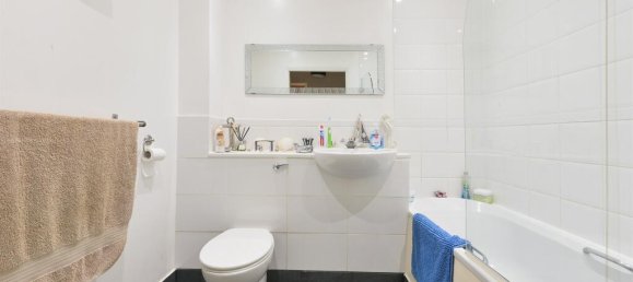 2 غرف نوم شقة في Epsom, United Kingdom رقم 9742 8