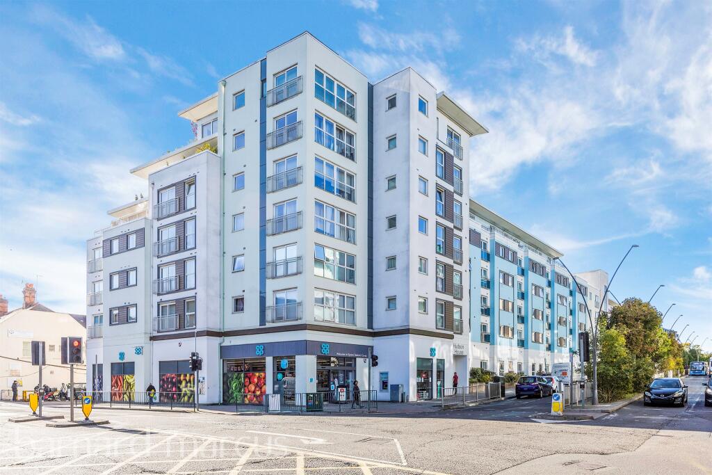 2 غرف نوم شقة في Epsom, United Kingdom رقم 9742