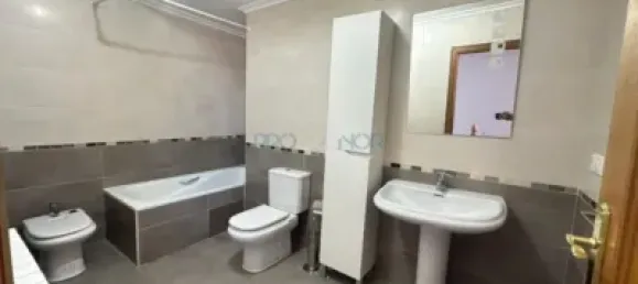 Duplex T3 em Leon, Spain N.º 141982 14