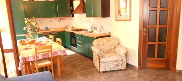 4 bedrooms Apartment in Verona, Italy No. 318188 3