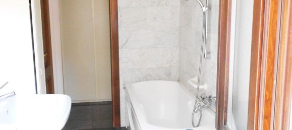 4 bedrooms Apartment in Verona, Italy No. 318188 10