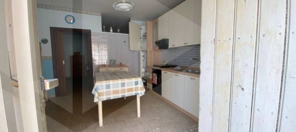 2-salle Maison à San Severo, Italy No. 24104 3