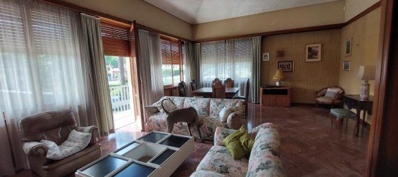 8غرفة شقة في Arezzo, Italy رقم 234918 3