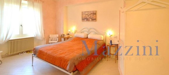 5 rooms Apartment in Forte dei Marmi, Italy No. 284337 10