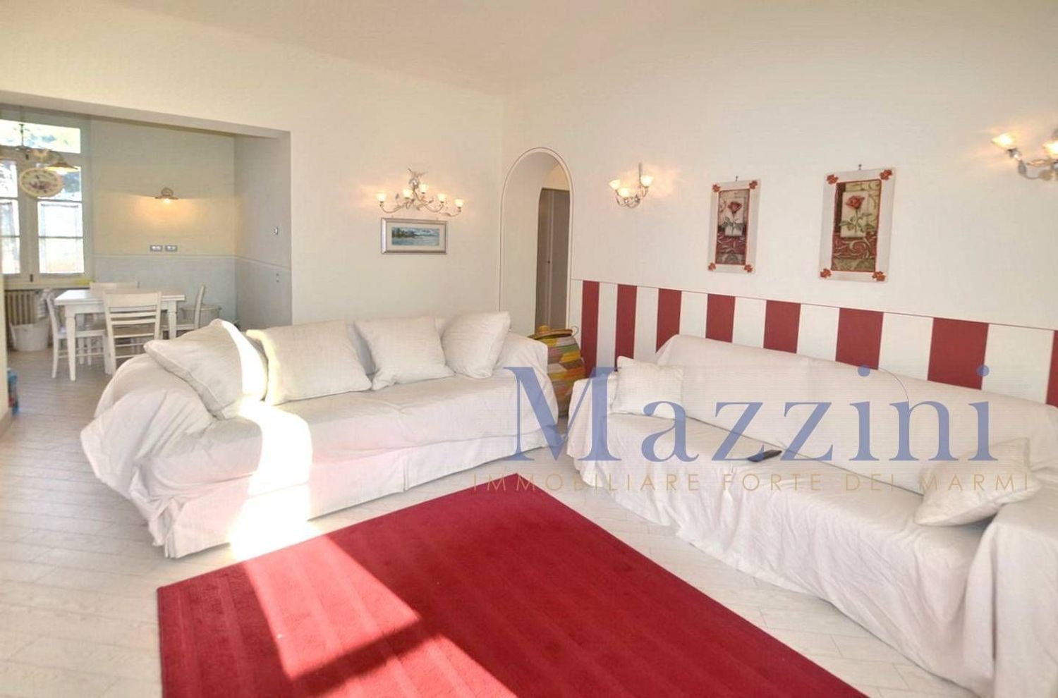 5 rooms Apartment in Forte dei Marmi, Italy No. 284337