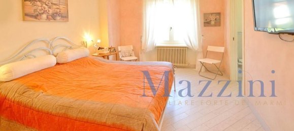 5 rooms Apartment in Forte dei Marmi, Italy No. 284337 21