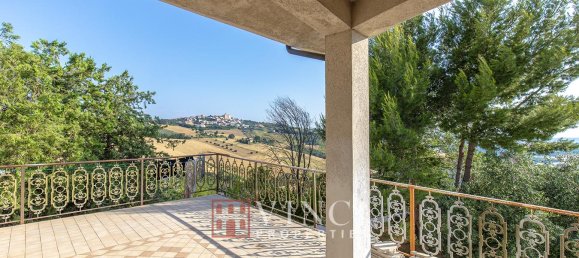 Casa de 6 dormitorios en Sant'Elpidio a Mare, Italy No. 266465 4