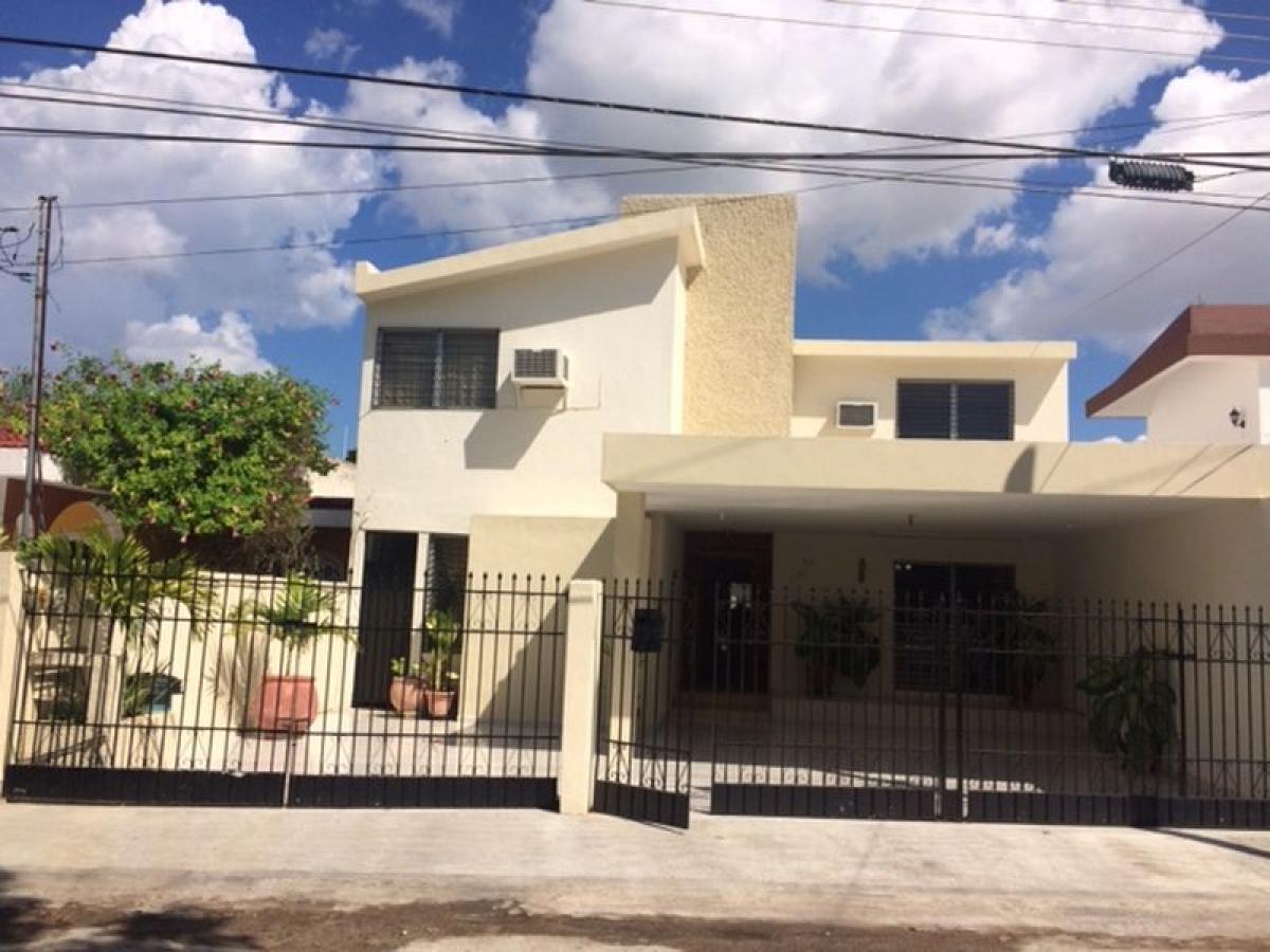 4 bedrooms House in Yucatan, Mexico No. 154109
