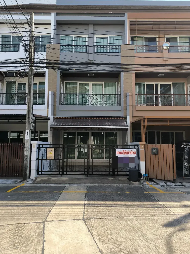 3 bedrooms Townhouse in Thung Khru, Thailand No. 67905