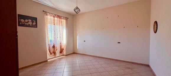 4-salle Appartement à Torre Cajetani, Italy No. 223799 23