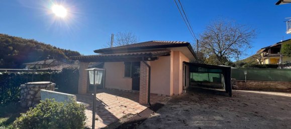 4-salle Appartement à Torre Cajetani, Italy No. 223799 36