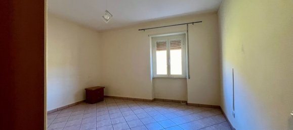 4-salle Appartement à Torre Cajetani, Italy No. 223799 19