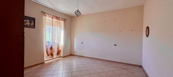 4-salle Appartement à Torre Cajetani, Italy No. 223799 22