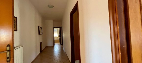 4-salle Appartement à Torre Cajetani, Italy No. 223799 15