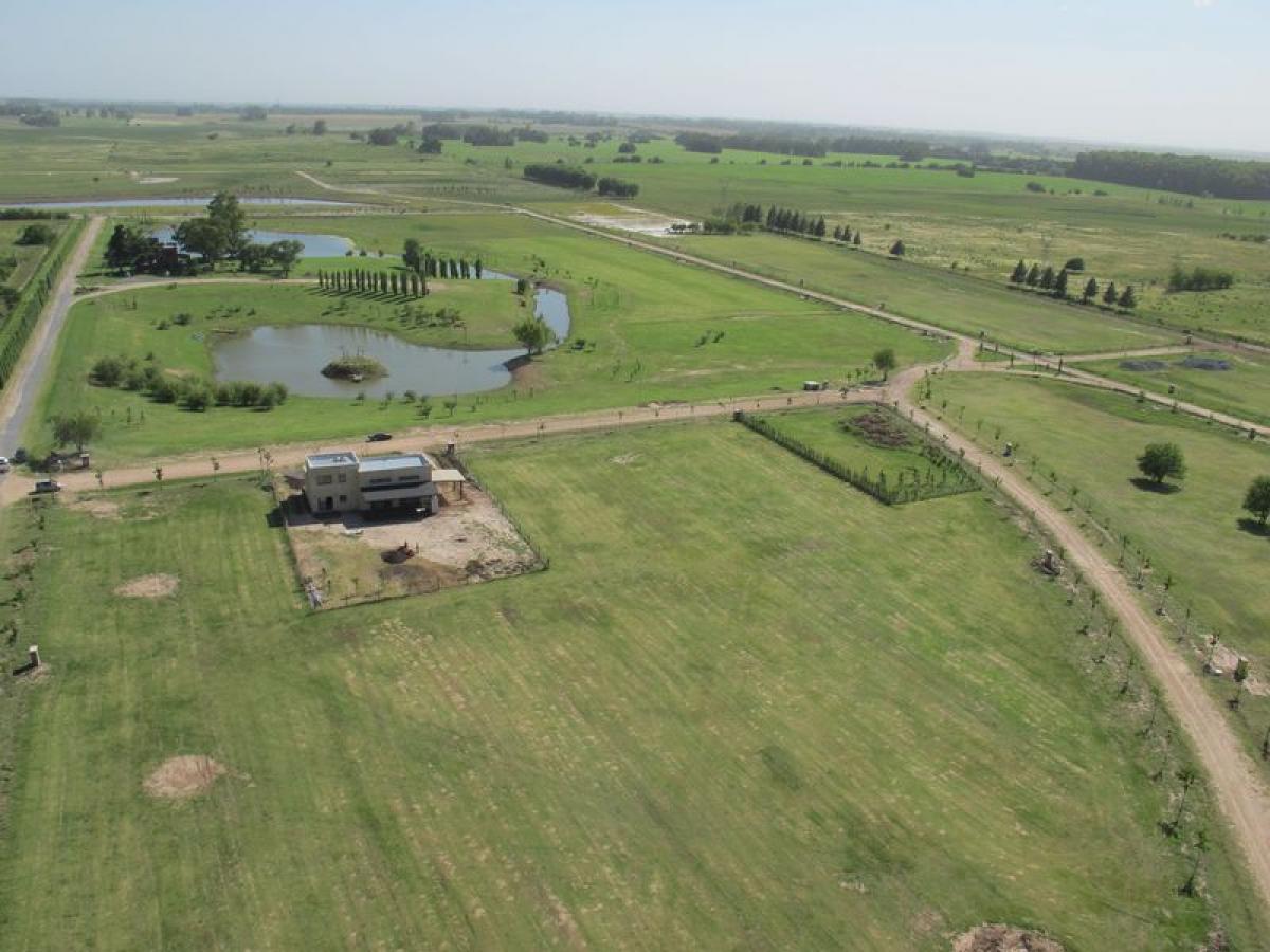 Grundstück in Campana, Argentina, Nr. 42040