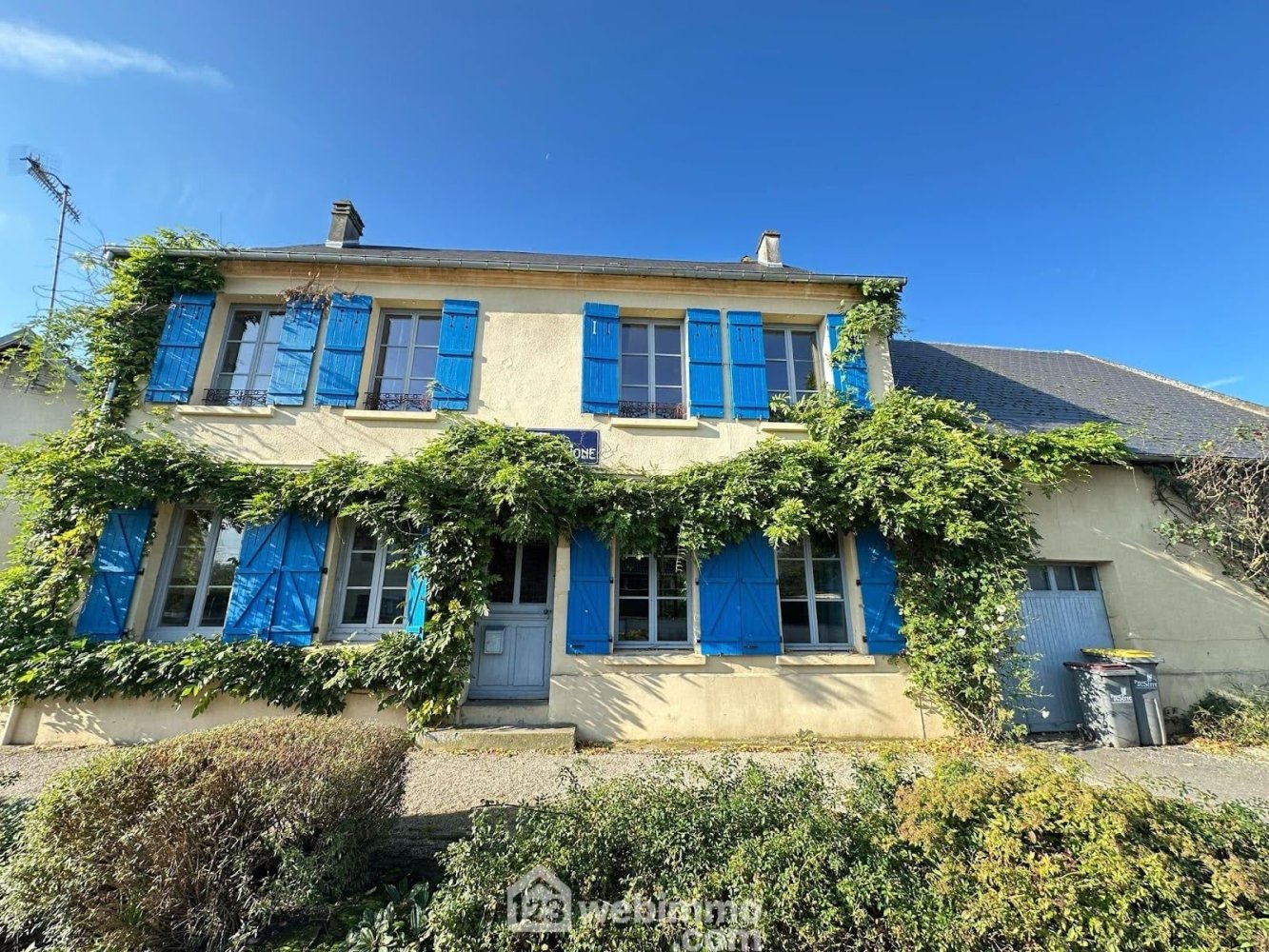 5 Schlafzimmer Haus in Barenton-Bugny, France, Nr. 222557