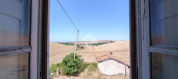 2 Schlafzimmer Haus in Tarquinia, Italy, Nr. 300593 12